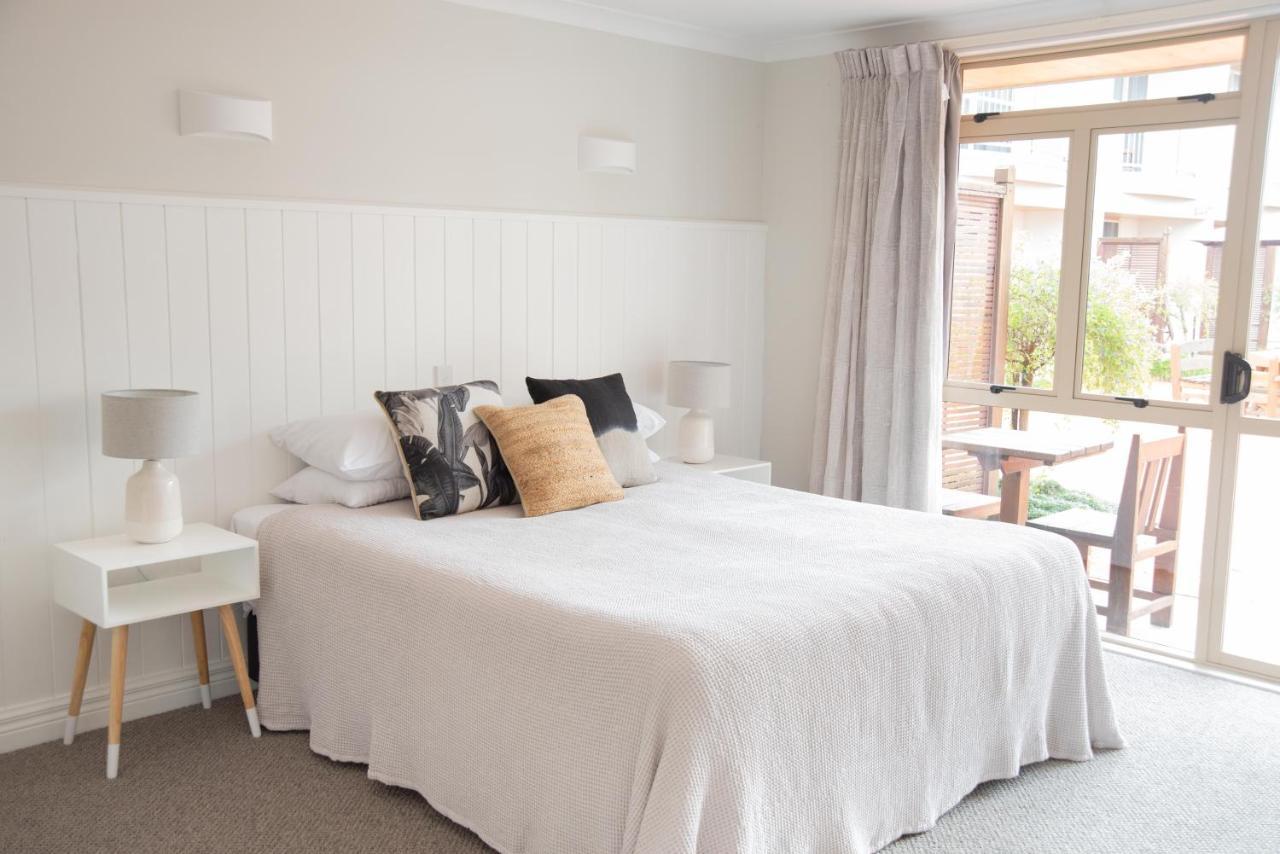 Raglan Sunset Motel And Conference Venue Екстер'єр фото