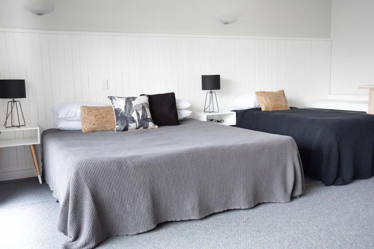 Raglan Sunset Motel And Conference Venue Екстер'єр фото