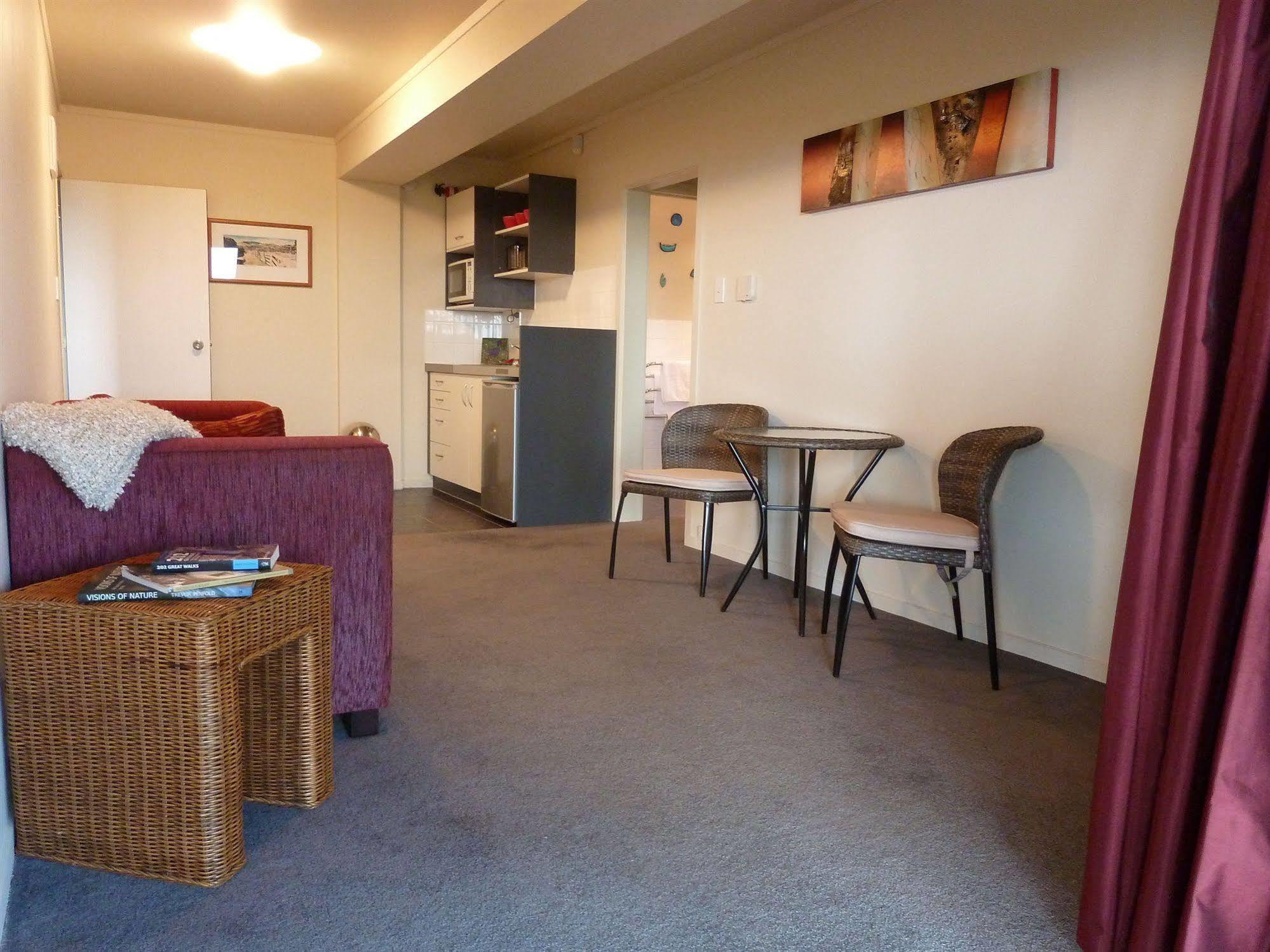 Raglan Sunset Motel And Conference Venue Екстер'єр фото